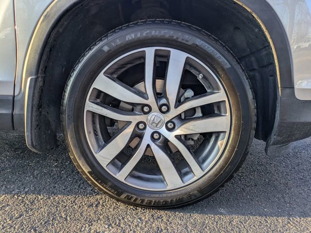 Used 2017 Honda Pilot Touring image 10