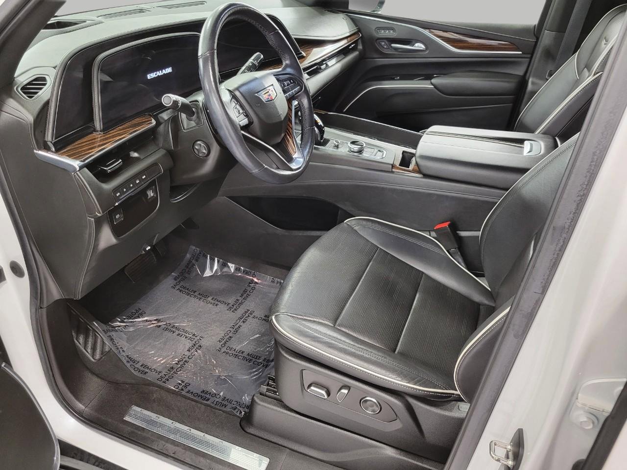 Certified 2021 Cadillac Escalade Premium Luxury w/ LPO, Radiant Package image 10