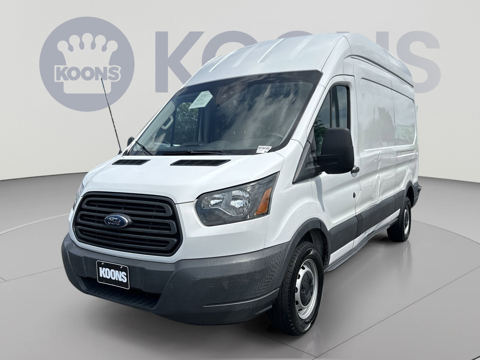 Used 2018 Ford Transit 250 148 High Roof RWD image 1