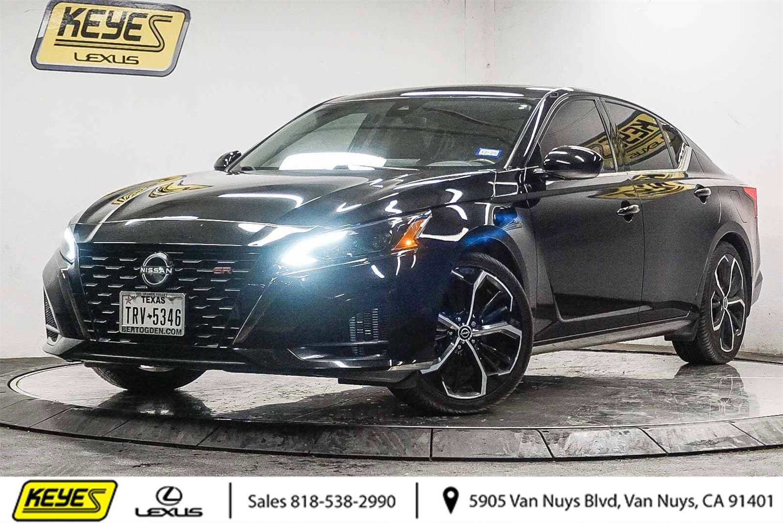 Used 2023 Nissan Altima 2.5 SR w/ SR Premium Package