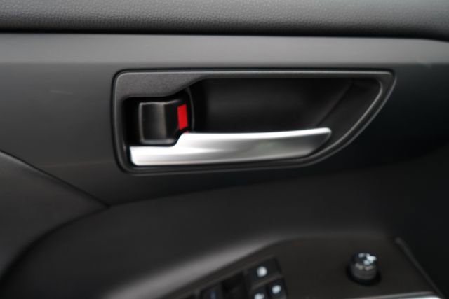Used 2023 Toyota Highlander XLE image 10