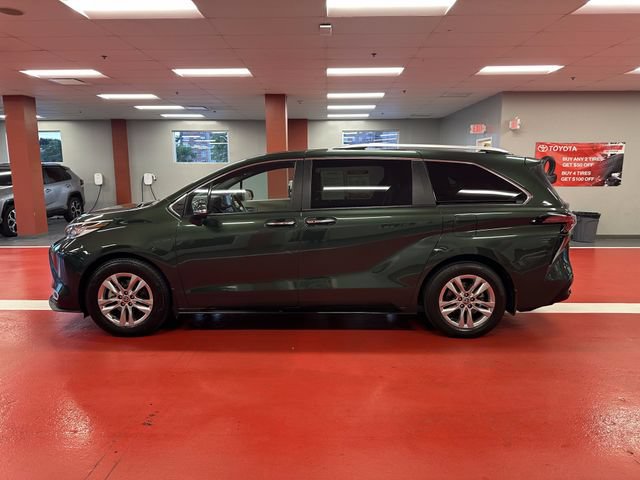 Certified 2023 Toyota Sienna Limited AWD/4WD image 6