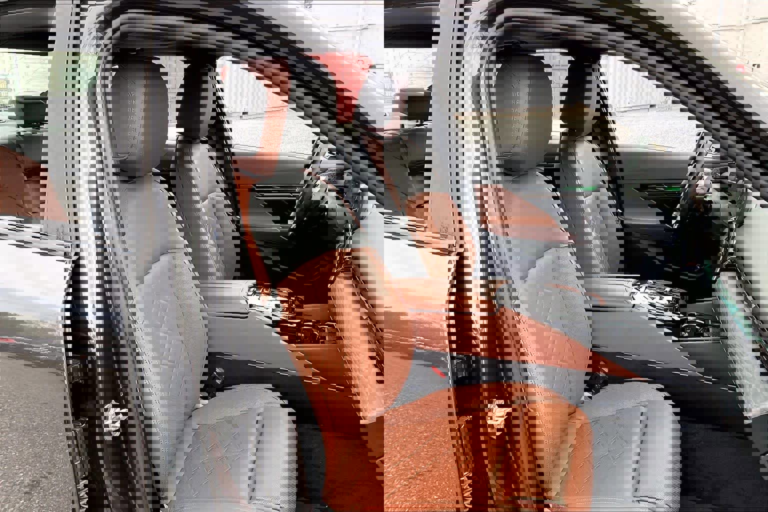 Certified 2024 BMW i5 eDrive40i w/ M Sport Package image 8