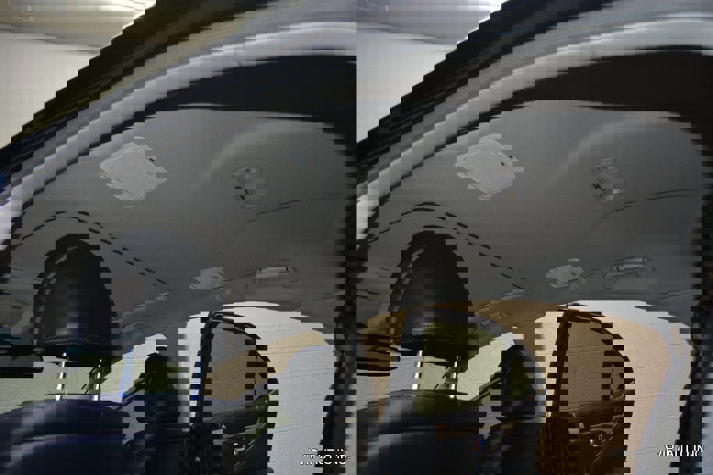 Used 2013 Lexus LS 460 w/ Comfort Pkg RWD image 23