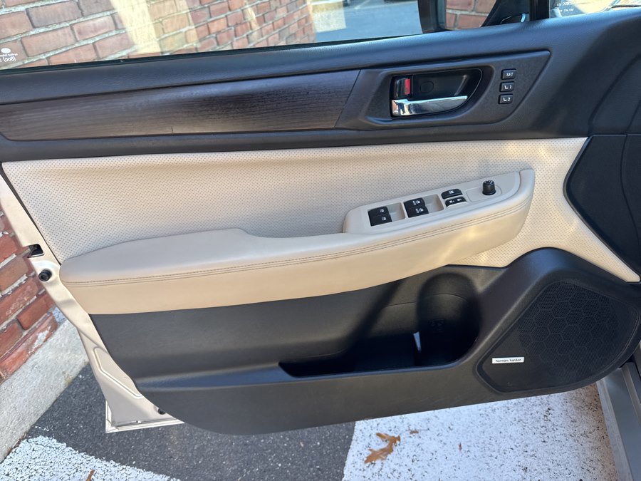 Used 2017 Subaru Legacy 2.5i Limited image 33