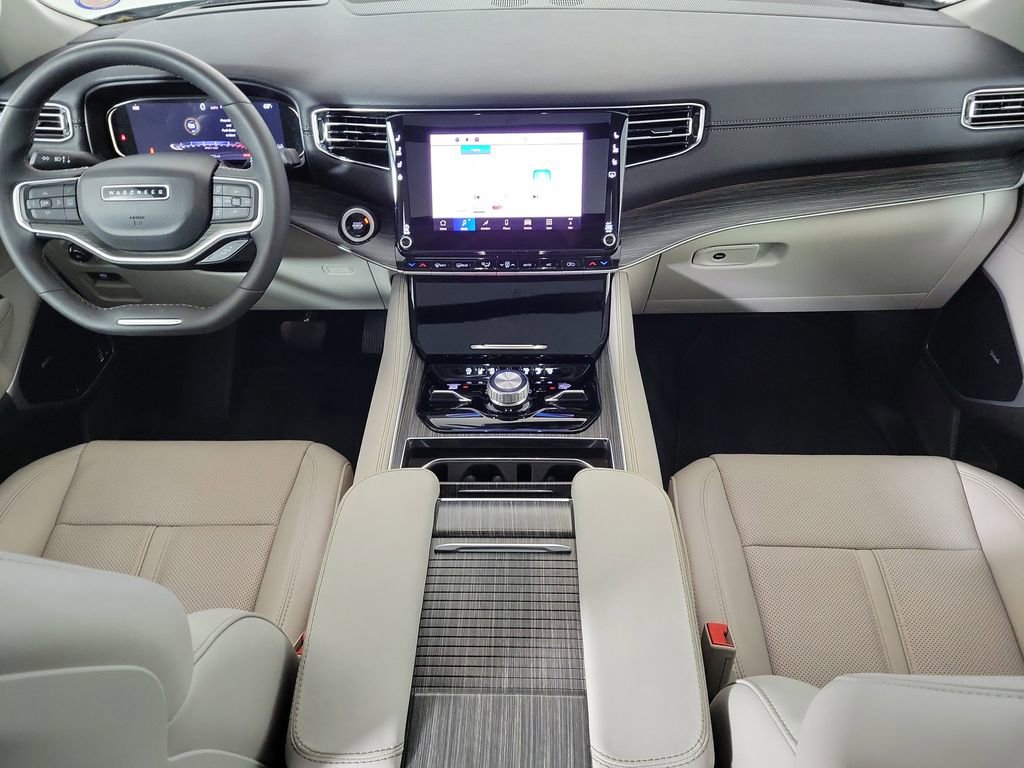 Used 2024 Jeep Wagoneer L Series III w/ Premium Group I image 13