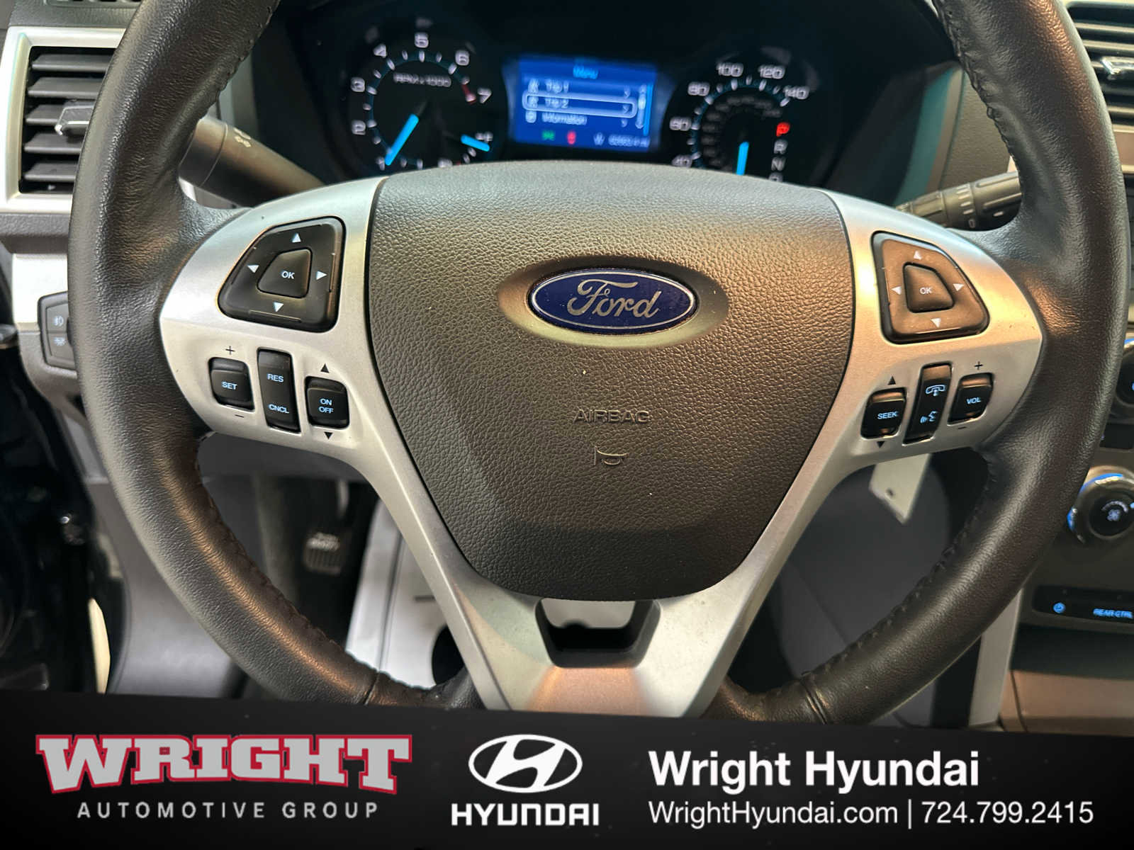 Used 2015 Ford Explorer XLT image 21