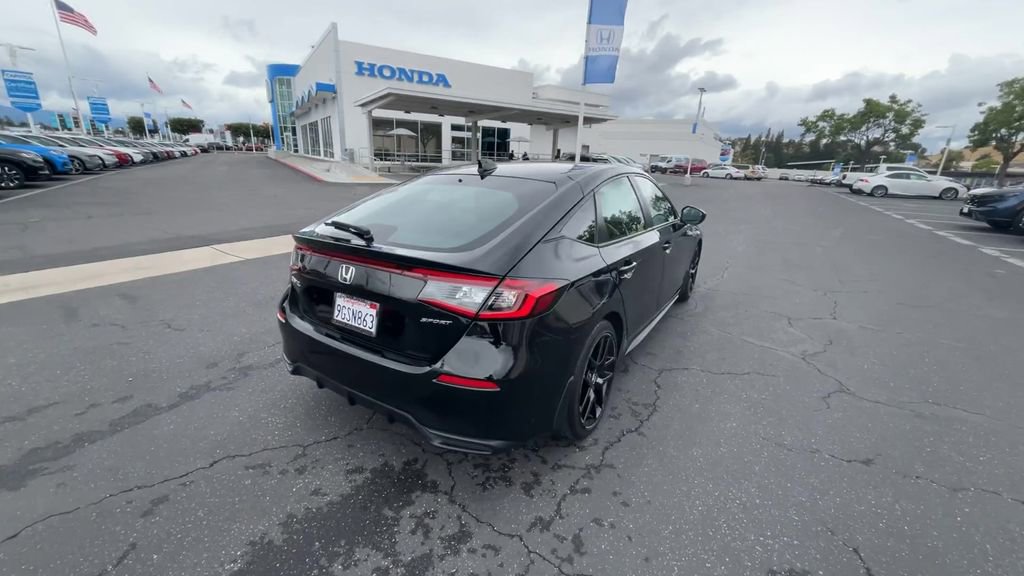 Used 2023 Honda Civic Sport image 8