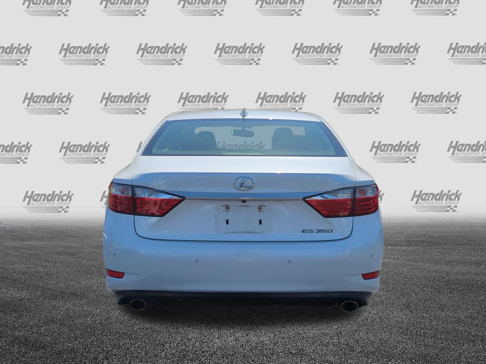 Used 2015 Lexus ES 350 w/ Luxury Package FWD image 9