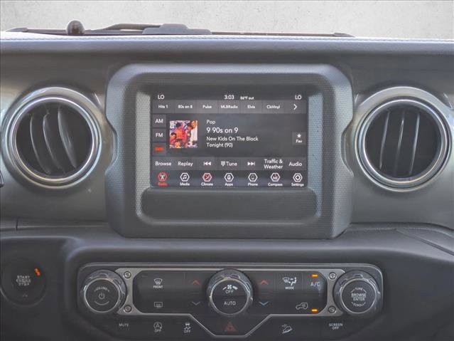 Used 2019 Jeep Wrangler Unlimited Sahara image 14