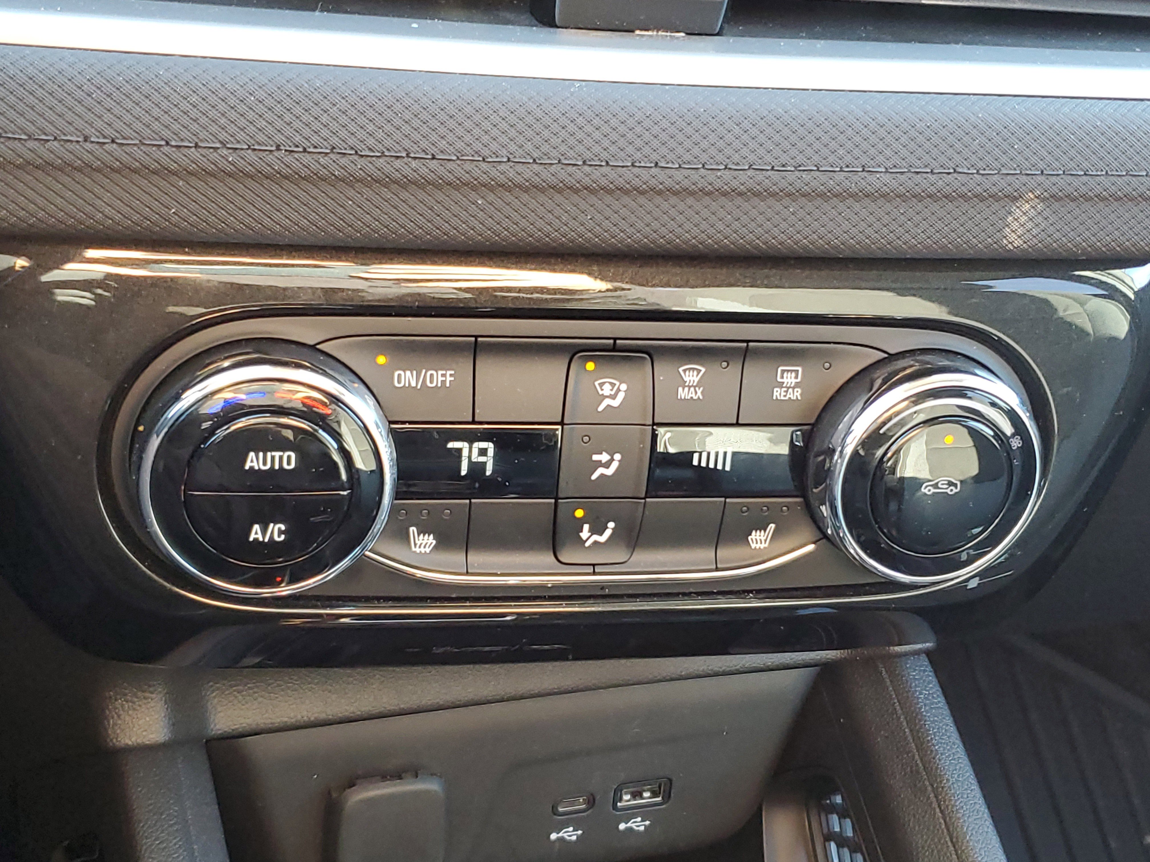 Used 2025 Chevrolet TrailBlazer LT w/ Convenience Package image 22