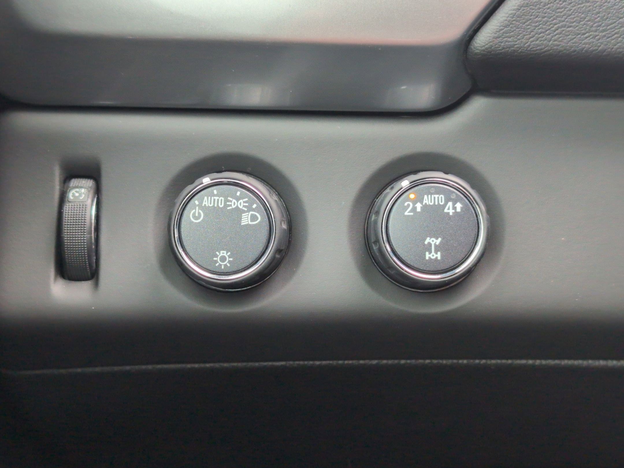 Used 2019 Chevrolet Tahoe LT image 21