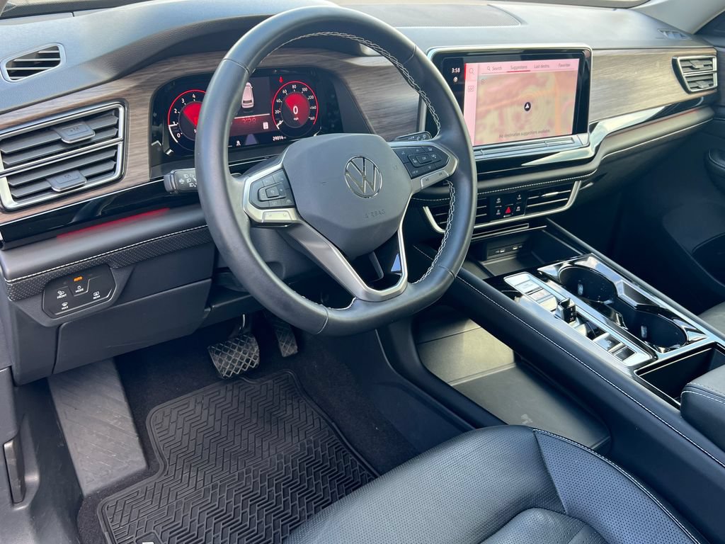 Used 2024 Volkswagen Atlas SEL AWD/4WD image 22