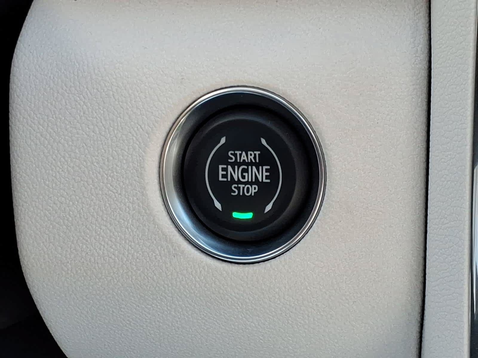 New 2027 GMC Acadia Denali FWD image 9