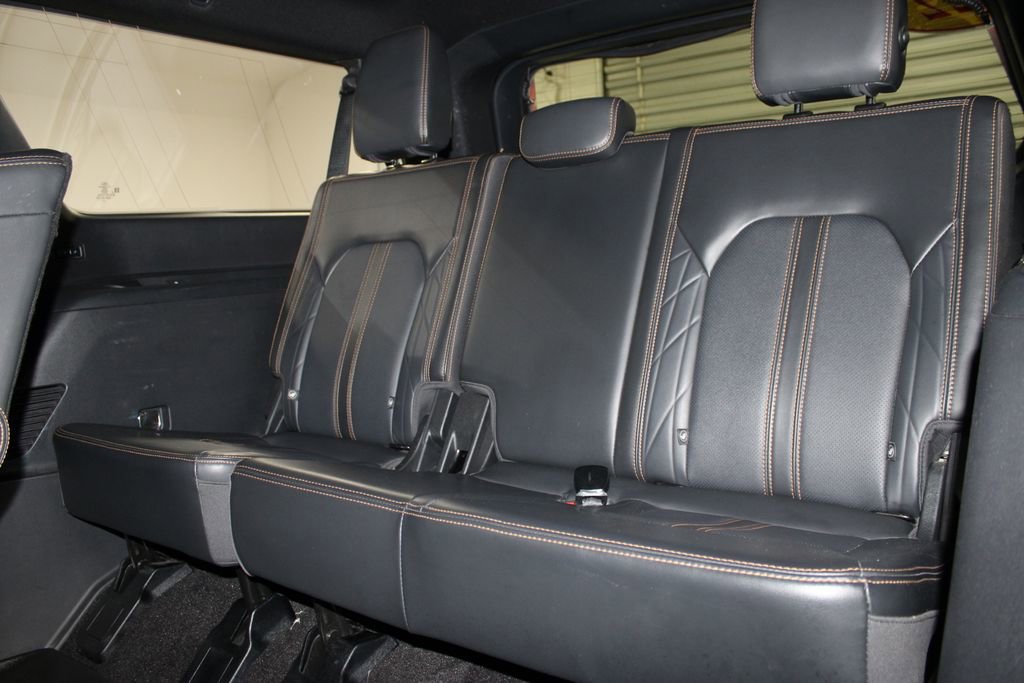 Used 2022 Ford Expedition Max Platinum AWD/4WD image 27