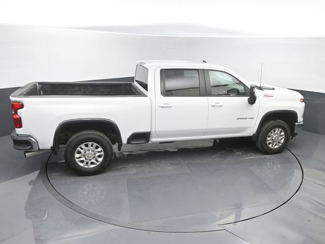 Used 2024 Chevrolet Silverado 2500 LT AWD/4WD image 40