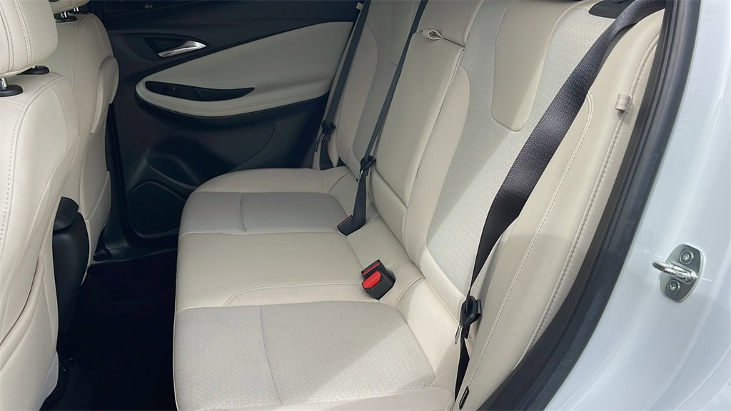 Used 2022 Buick Encore GX Select image 13