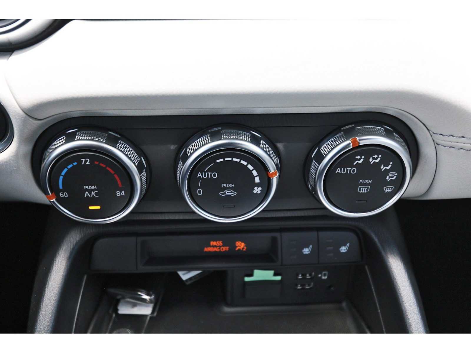 Used 2021 MAZDA MX-5 Miata Grand Touring RWD image 20
