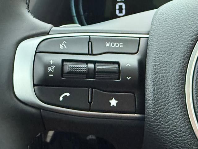 New 2025 Kia Sportage EX w/ EX Premium Package image 9