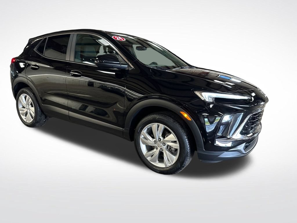 Used 2024 Buick Encore GX Preferred w/ Comfort Package AWD/4WD image 8