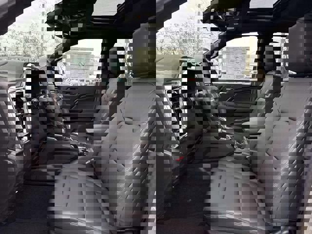 New 2026 GMC Canyon Elevation w/ Convenience Package image 8