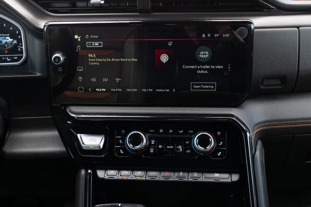 Used 2023 GMC Sierra 1500 AT4 image 31