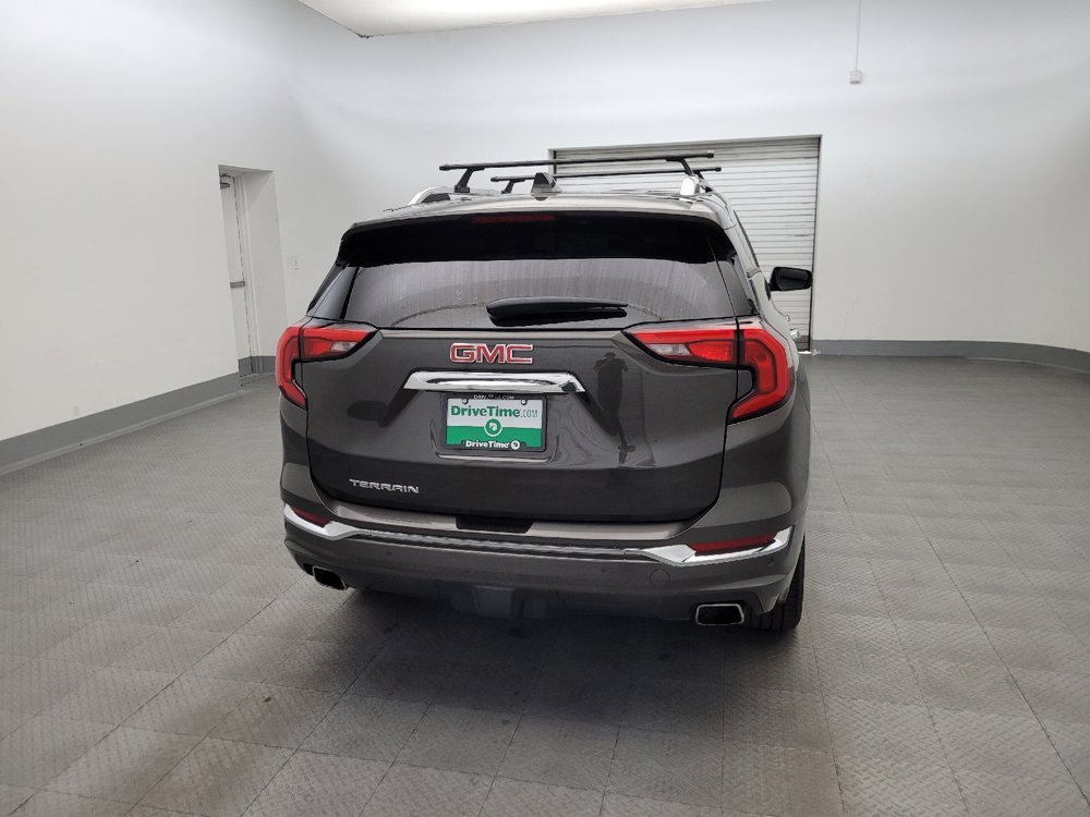 Used 2020 GMC Terrain Denali w/ Denali Premium Package FWD image 7