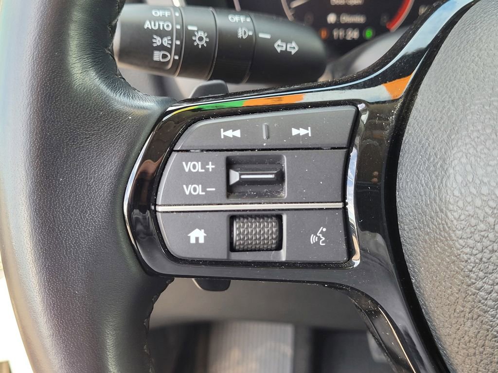 Used 2025 Honda Pilot EX-L image 18