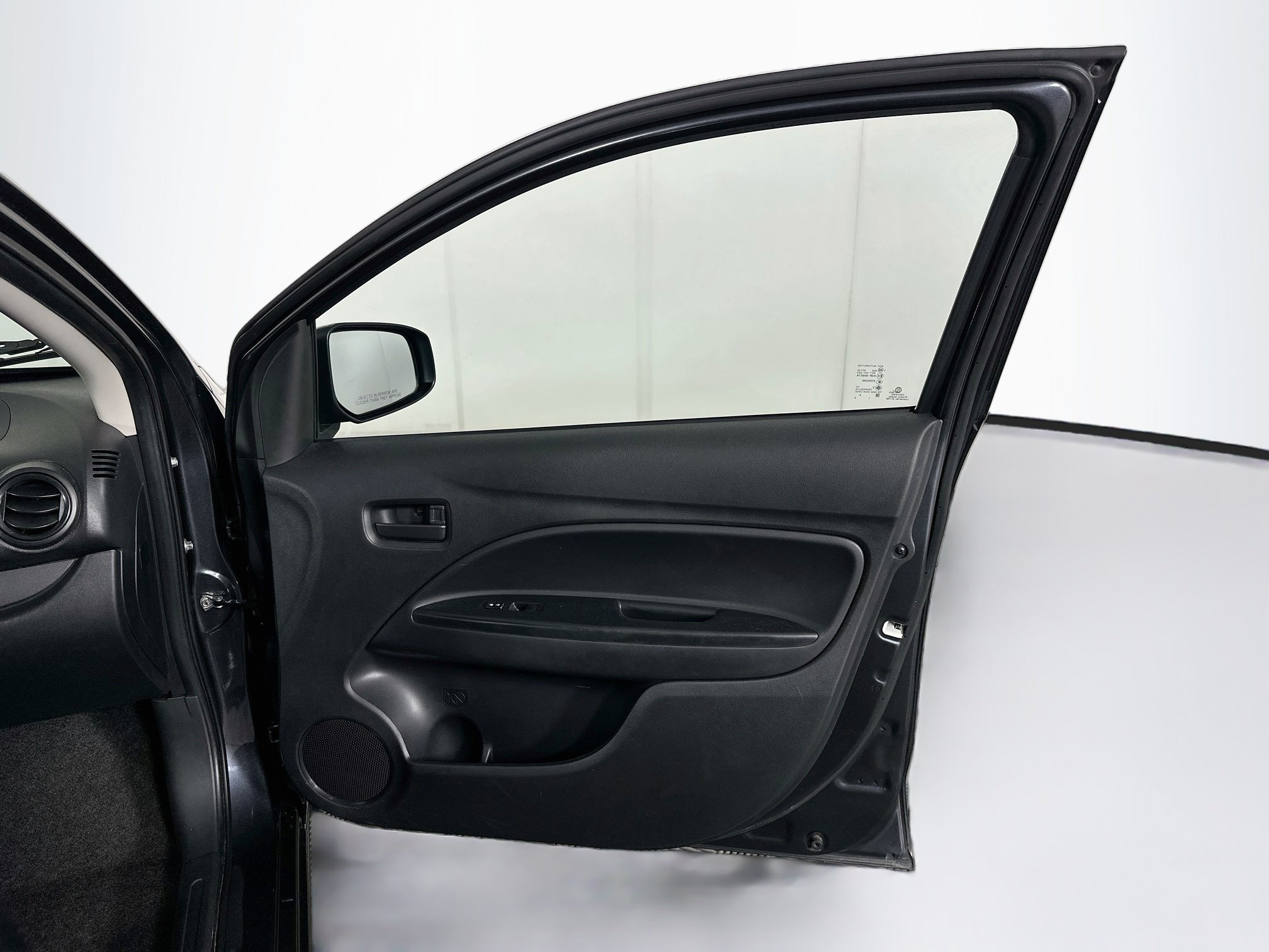 Used 2024 Mitsubishi Mirage ES FWD image 29