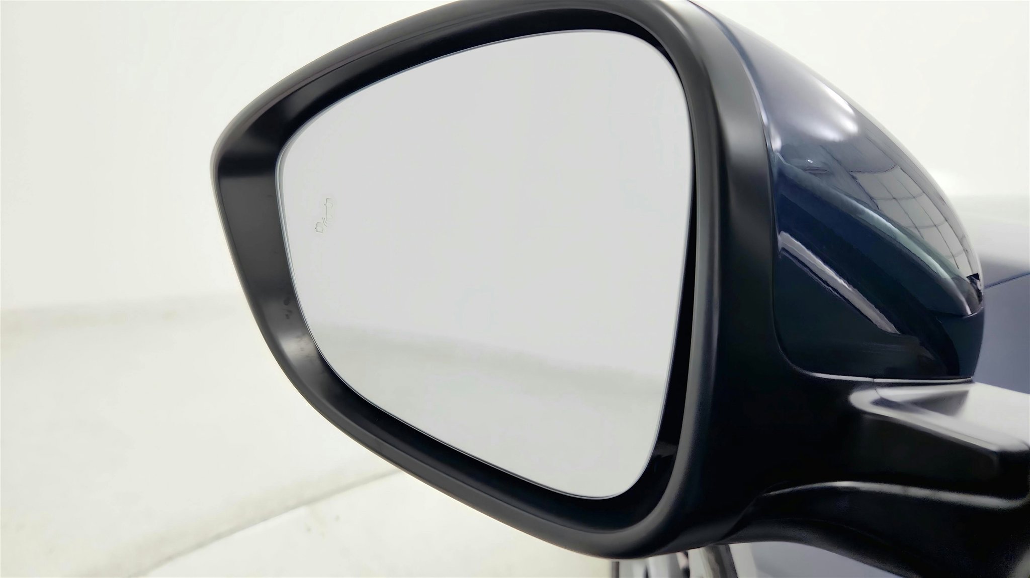 Used 2023 Honda Accord EX image 31