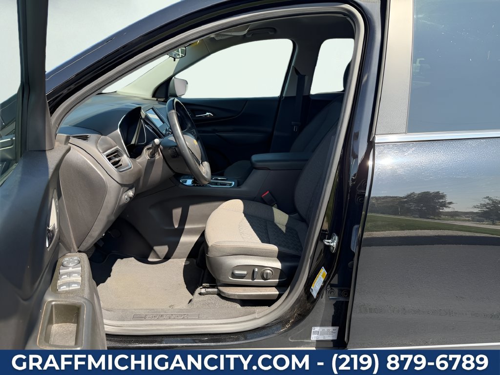 Used 2024 Chevrolet Equinox LT AWD/4WD image 12