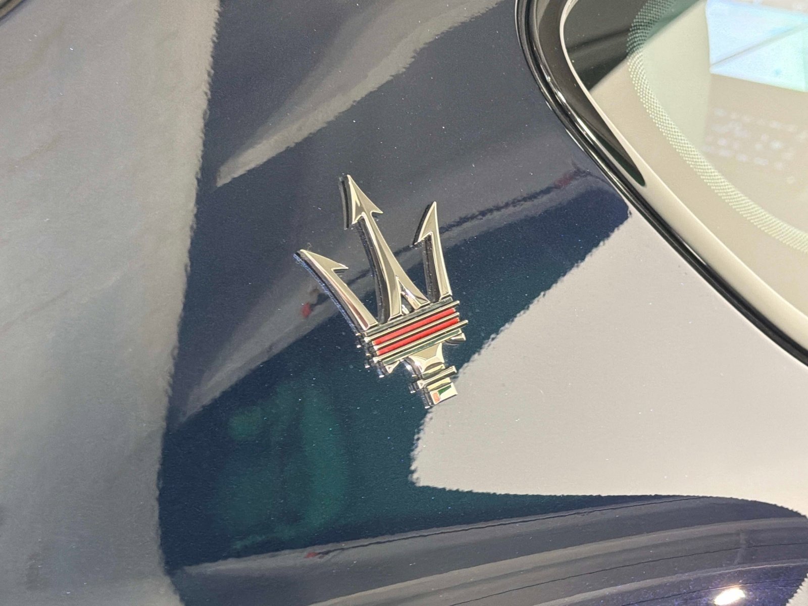 Used 2024 Maserati GranTurismo Trofeo image 29