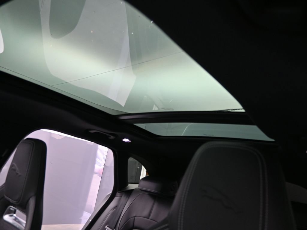 New 2026 Jaguar F-PACE R-Dynamic S image 29