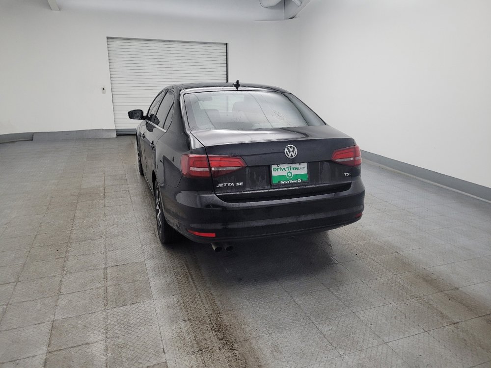 Used 2018 Volkswagen Jetta SE image 6