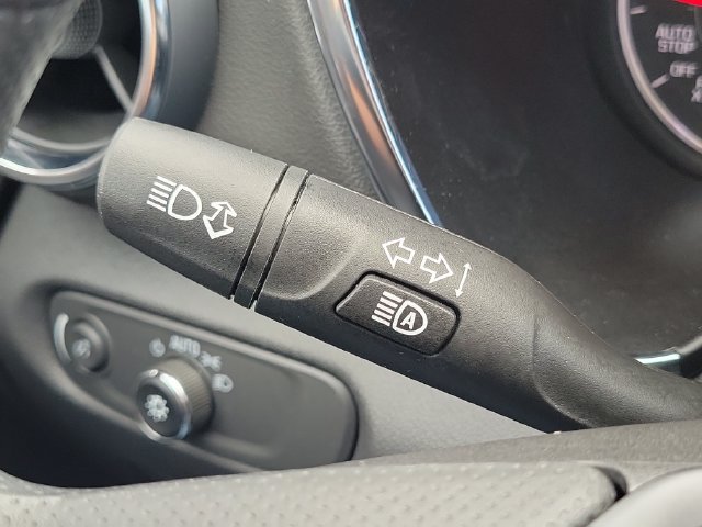 Certified 2025 Chevrolet Blazer LT w/ Convenience Package FWD image 22