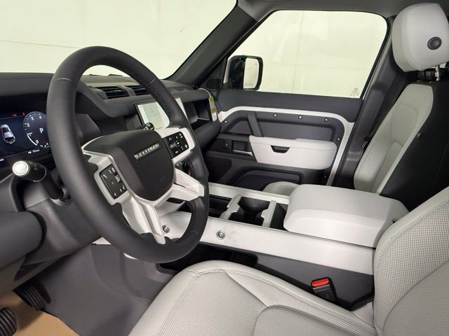 New 2026 Land Rover Defender 110 S AWD/4WD image 6