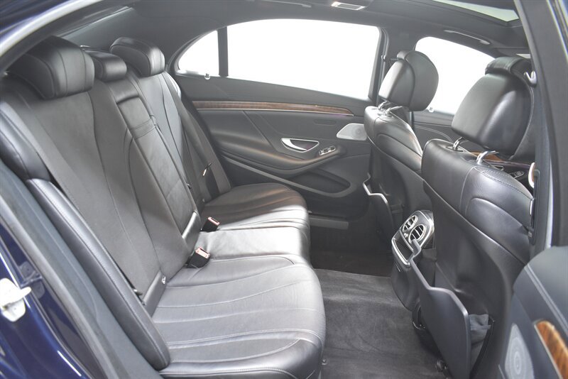 Used 2015 Mercedes-Benz S 550 4MATIC Sedan image 30