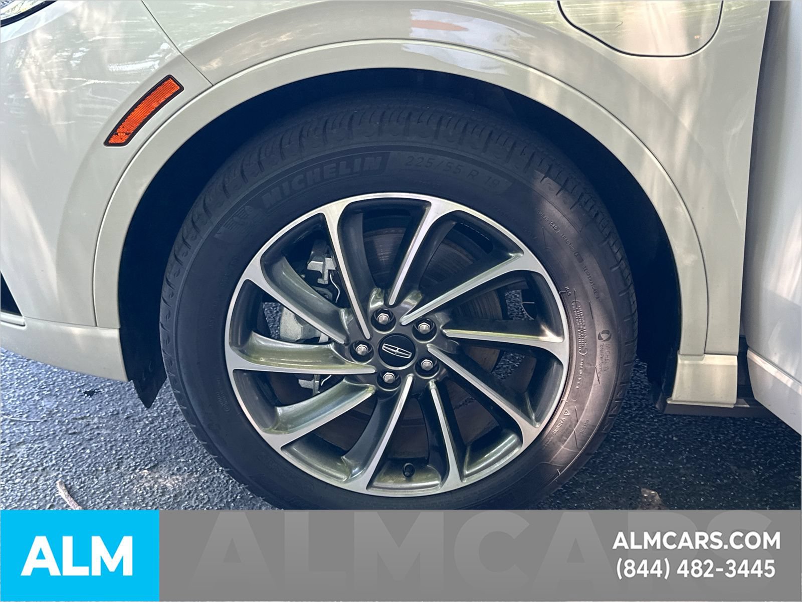 Used 2024 Lincoln Corsair Grand Touring AWD/4WD image 32