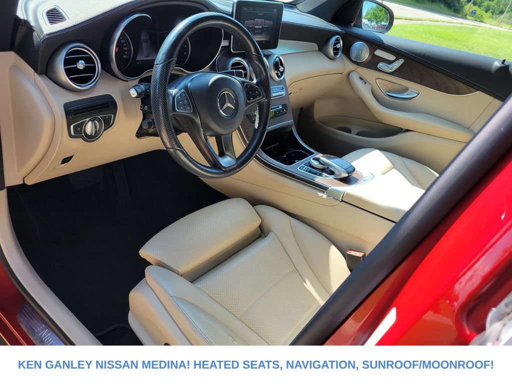 Used 2018 Mercedes-Benz GLC 300 4MATIC image 25