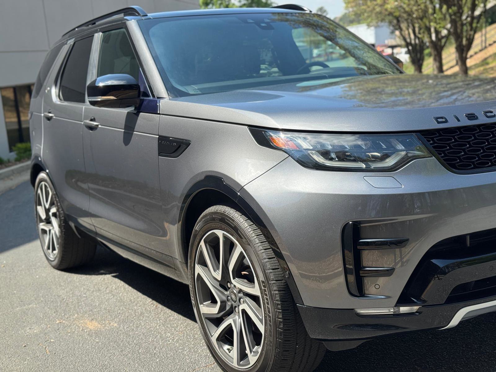 Used 2017 Land Rover Discovery HSE Luxury AWD/4WD image 13