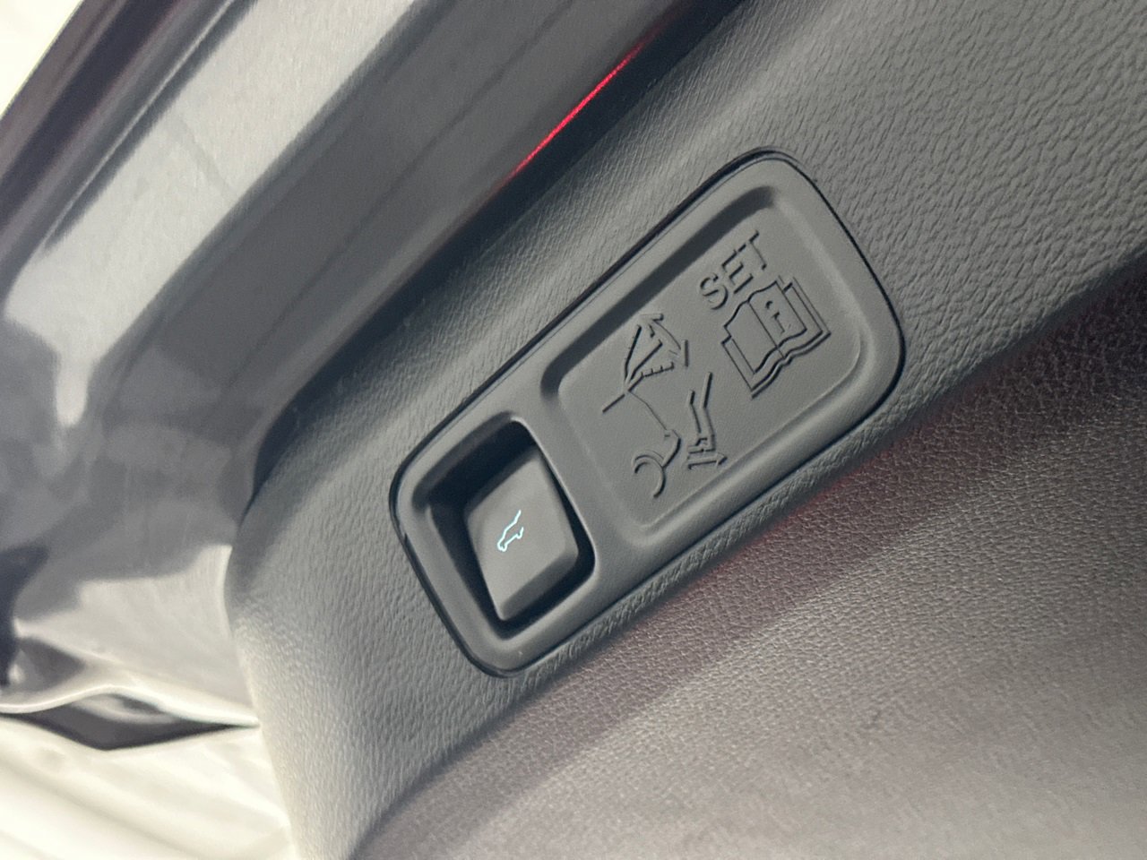 Used 2020 Ford Expedition Platinum image 10