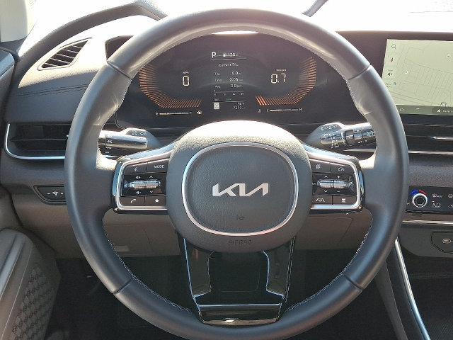 Used 2026 Kia Carnival EX FWD image 19