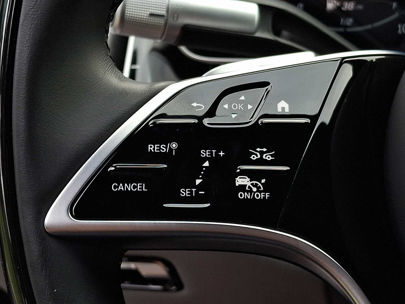 Certified 2025 Mercedes-Benz Maybach S 580 4MATIC image 23