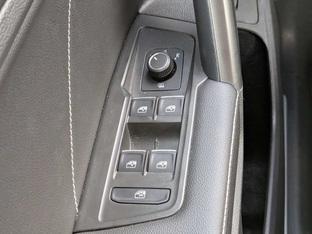 Certified 2024 Volkswagen Tiguan SE R-Line FWD image 25