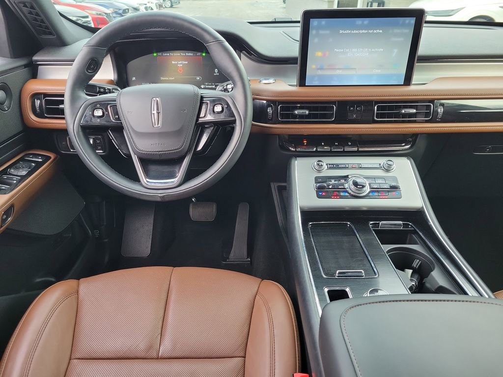 Certified 2020 Lincoln Aviator Reserve w/ Elements Package Plus image 12