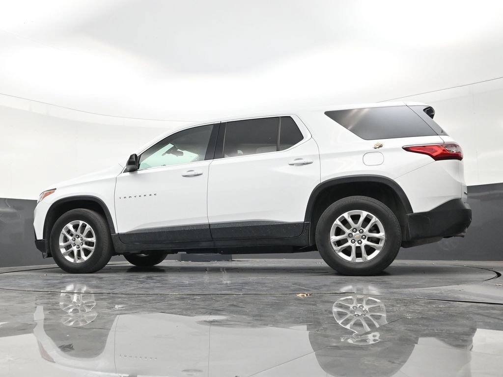 Used 2021 Chevrolet Traverse LS FWD image 21