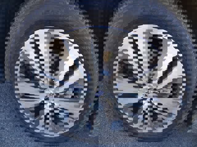 Used 2022 Subaru Ascent Touring w/ Popular Package #2A image 12