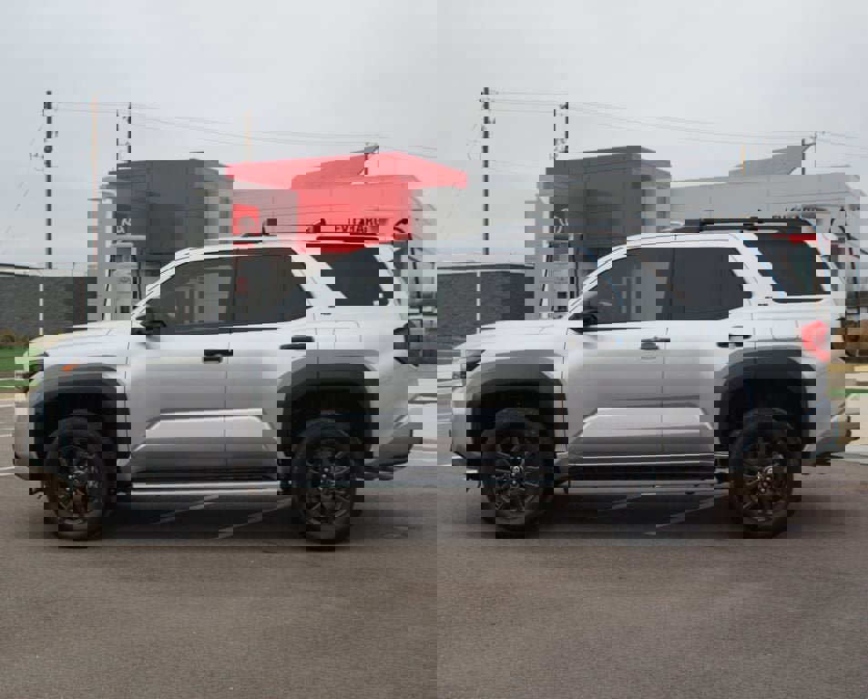 Used 2025 Toyota 4Runner SR5 image 11