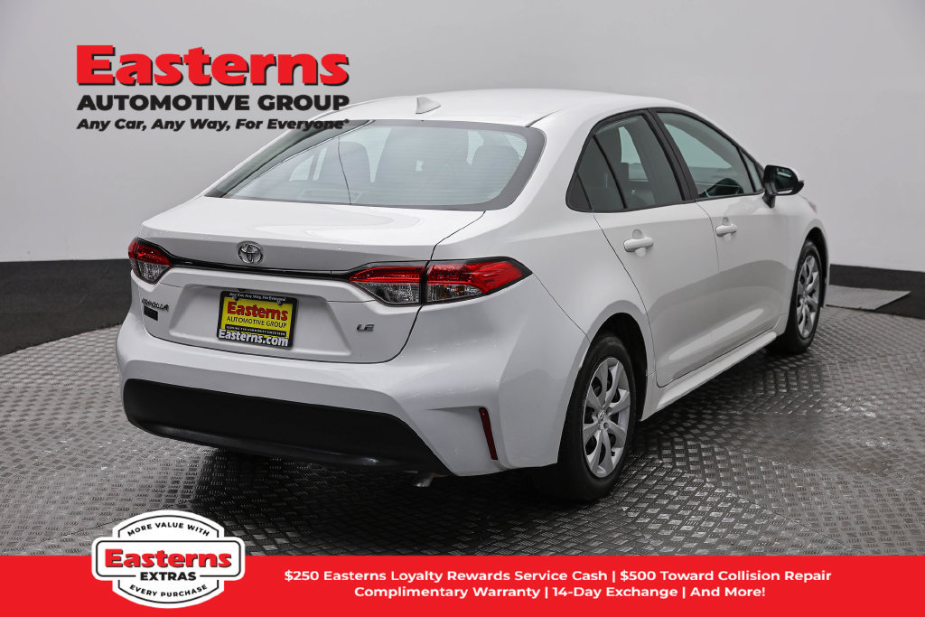 Used 2026 Toyota Corolla LE FWD image 6