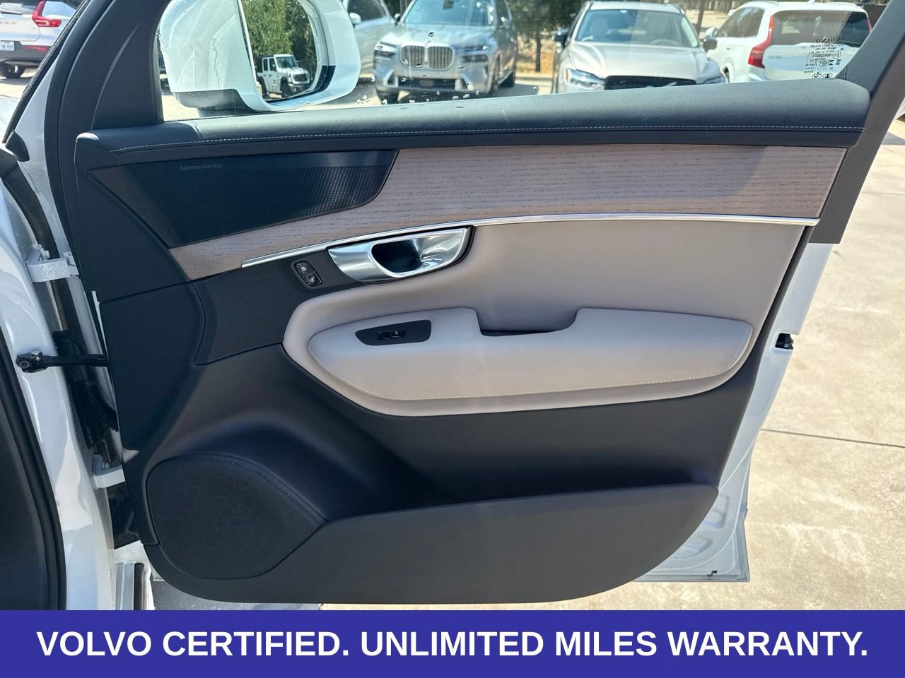 Certified 2026 Volvo XC90 B6 Plus AWD/4WD image 11
